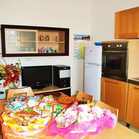 לינה וארוחת בוקר אלגהרו Il Nuovo Arcobaleno מראה חיצוני תמונה